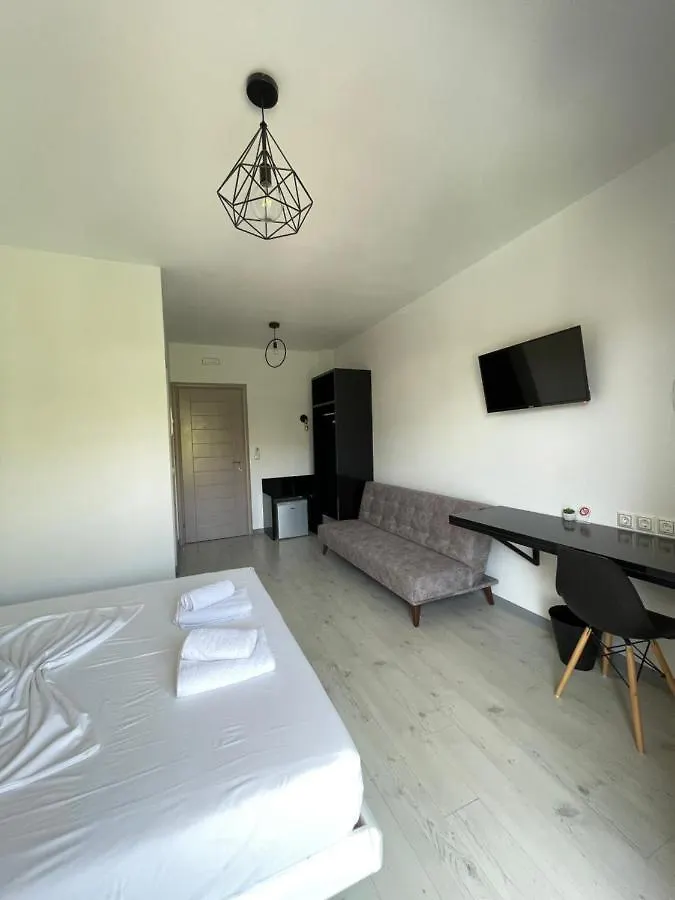 Orchard Retreat Aparthotel Himare 0*,  Albania