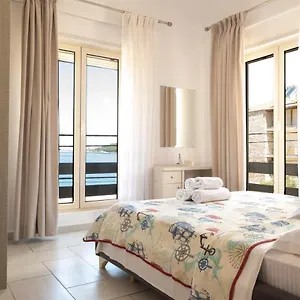 Apartment Sea, Himare