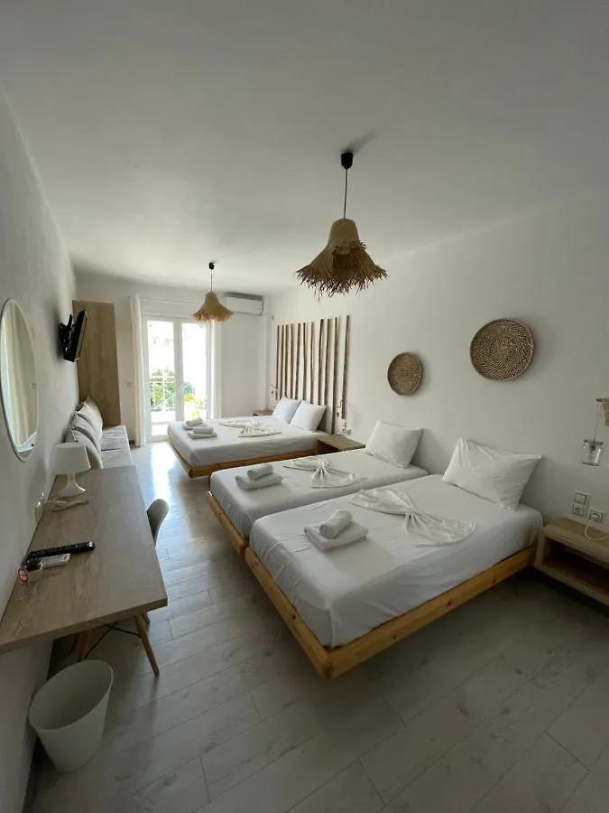 Orchard Retreat Aparthotel Himare